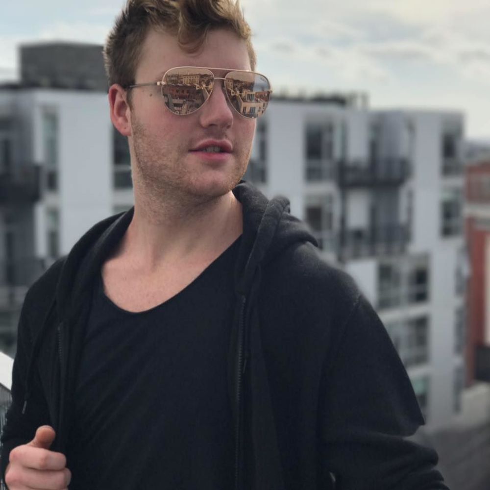 Meet your Posher, Peter